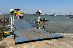 Aftermath of the Tien River Tourist Boat Accident: Damage Assessment and Maritime Safety Insights - image 9