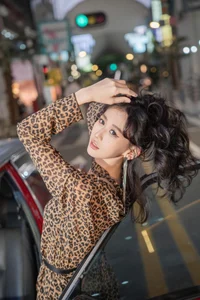 YiTuYu Art Language Vol.7975 Jiao Wo GG Bold Artistic Photography - image 10