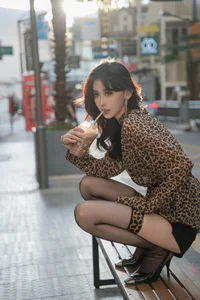 YiTuYu Art Language Vol.7975 Jiao Wo GG Bold Artistic Photography - image 11