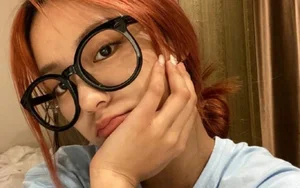 Viral Hair Flip Star Revealed: Social Media Influencer’s Real Look Sparks Online Debate - image 9