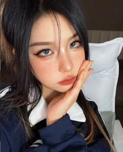 Viral Hair Flip Star Revealed: Social Media Influencer’s Real Look Sparks Online Debate - image 1