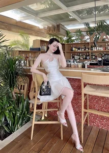 Vietnamese Beauty Queen Glow Up: How One Subtle Change Transformed a Miss Vietnam Runner-Up After the Crown - image 8