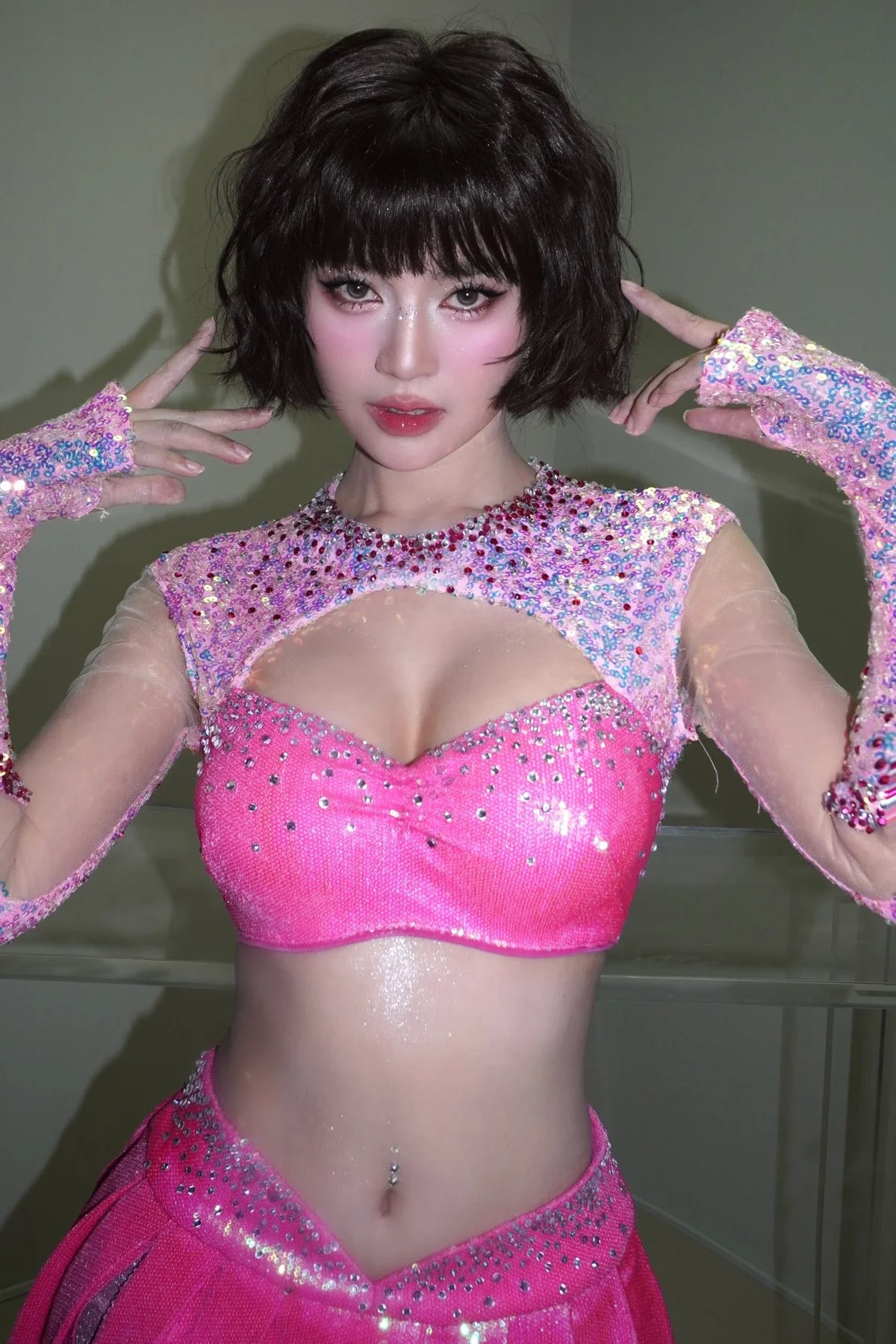 Chic Short Hair Transformation: Ninh Duong Lan Ngoc Debuts a Stunning New Bob Hairstyle That Redefines Modern Elegance and Celebrity Fashion Trends
