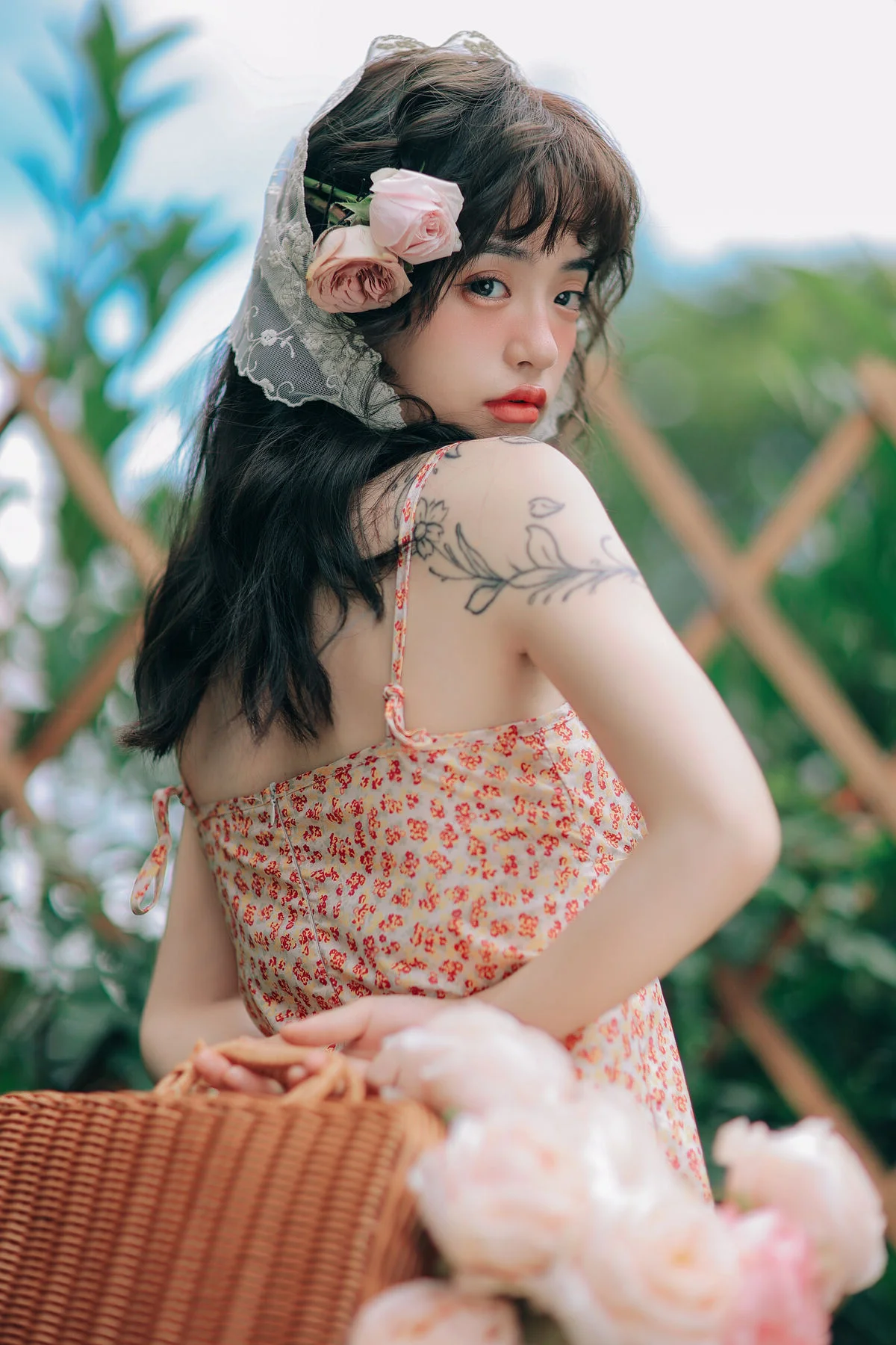 Modern Elegance with G Gao Gao in YiTuYu Art Language Vol.7569