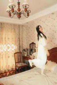 Discover Pai Pai's Dreamy Elegance in YiTuYu Vol.8568: A Gentle Retro Charm - image 1