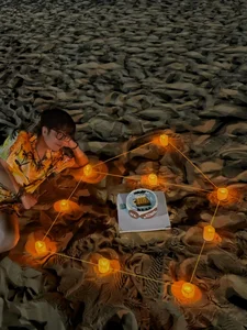 Quynh Kool's Bold New Look and Luong Thanh's Adventurous Travel Diary - image 4