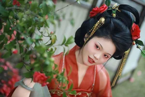 Explore YiTuYu Art Language Vol.10141: Jin Tian Yao Qu Hua Zhuang Ling 14P Series - image 11