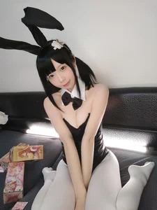 Captivating Cosplay by Shi Wan Zhen Zhi Fu Te - Black Rabbit - image 19