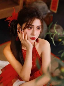 Jack’s New Muse Minah Pham Faces Netizen Scrutiny Over Real-Life Visuals vs. Music Video Glamour - image 5