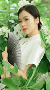 YiTuYu Art Language Vol.7303 Featuring Model Yi Artistic Portrait Series - image 2