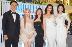Hà Anh and Thu Hoài: A Masterclass in Red Carpet Sophistication - image 0