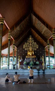 Vietnamese Family Road Trip Adventure: Driving Through Southeast Asia During Tet - image 5