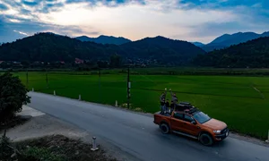 Vietnamese Family Road Trip Adventure: Driving Through Southeast Asia During Tet - image 9