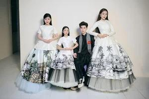 Miss Kieu Duy Transforms into an Ethereal Muse for Designer Nguyen Minh Cong - image 9