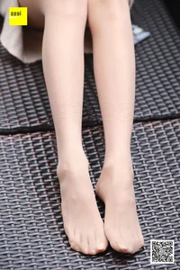 Urban Elegance: Wan Ping in Nude Stockings - IESS SiXiangJia 151 Street Style - image 32