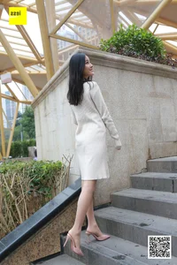 Urban Elegance: Wan Ping in Nude Stockings - IESS SiXiangJia 151 Street Style - image 59
