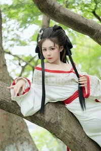YiTuYu Art Language Vol.7679: Stunning Portraiture Featuring Pao Fu Xiao Fang - image 21