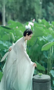 Aesthetic Mastery: YiTuYu Art Language Vol.7490 Featuring Sui Sui Ru Yi - image 7
