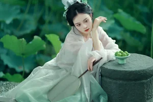 Aesthetic Mastery: YiTuYu Art Language Vol.7490 Featuring Sui Sui Ru Yi - image 22