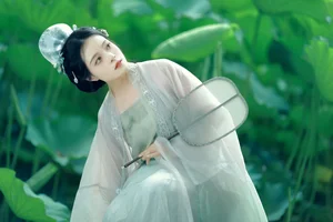 Aesthetic Mastery: YiTuYu Art Language Vol.7490 Featuring Sui Sui Ru Yi - image 11