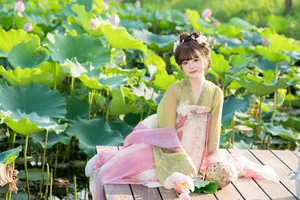 YiTuYu Art Language Vol.7311: A Visual Study of Sai De Guo Xi Li Ma - image 5