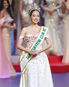 Miss International 2024 Huynh Thi Thanh Thuy: A Stunning Beauty Transformation and Inspiring Journey to the Prestigious Global Crown - image 0