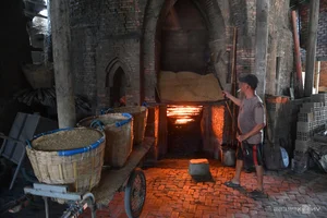 Traditional Brick and Pottery Villages of Vinh Long Vietnam Travel Guide - image 9