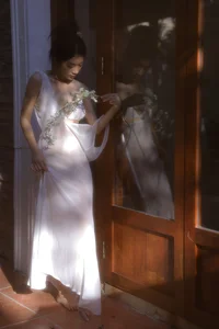 Modern Aesthetics in YiTuYu Art Language Vol.10305 with Liu Liu - image 3