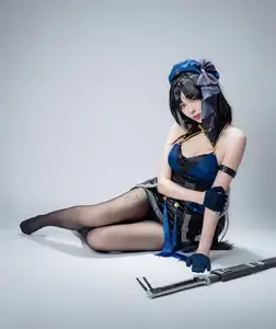 Coser Xuan Xiao Xue Jie as Yang Yang Part02: Captivating Beauty in Every Frame - image 9
