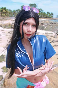 Captivating Nico Robin Cosplay by lMusicl: A Sun-Drenched Seaside Adventure - image 13