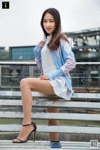 IESS Meizi's Bright Smile - Elegant Portrait and Silk Stocking Gallery - image 33