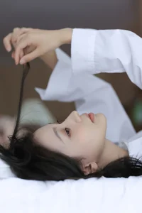 Peng Xiao Ya Ya Captures Hearts in YiTuYu Art Language Vol.7375 - image 6
