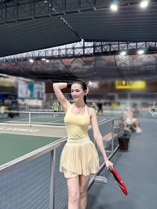 Miss World Ambassador Phan Thi Mo Shares Personal Life and Family Marriage Pressures - image 0