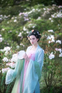 YiTuYu Art Language Vol.7580 Ban Xia Xia Xia: Capturing the Vibrant Spirit of Modern Portraiture - image 1
