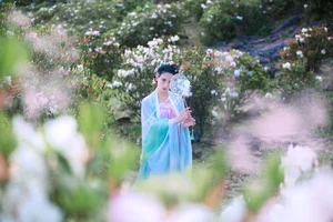 YiTuYu Art Language Vol.7580 Ban Xia Xia Xia: Capturing the Vibrant Spirit of Modern Portraiture - image 12