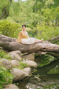 Traditional Grace: Mianmian as a Dai Ethnic Girl in YITUYU Art Language - image 13