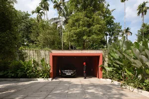 Mriya House in Thrissur: A 2-Story Villa Designed Around Existing Nature - image 17