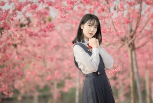 Elegant Spring Portraiture: Jian Xiao Cheng in Art Language Vol.9389 – Serenity Under the Red Cherry Tree - image 4