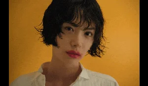 The Haunting Gaze: When Beauty Becomes an Intense Obsession - image 2