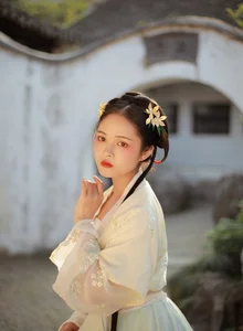 Elegant Visuals in YiTuYu Art Language Vol.4565 Xi Mu Ruo Ying Collection - image 3
