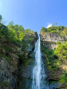Discovering the Untouched Beauty of Hang Te Cho Waterfall in Yen Bai - image 9