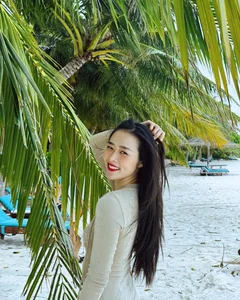The Evolution of Diep Bao Ngoc: From 'Lat Mat' Star to Resilient Modern Icon - image 6