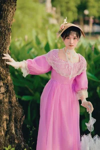 YiTuYu Art Language Vol.7402: The Versatile Beauty of Xiao Xiao Yu - image 0