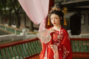 YiTuYu Art Language Vol.10182 Featuring Wen Zi: A Visual Masterpiece of Portrait Photography - image 6