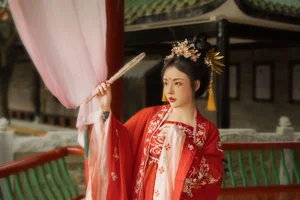 YiTuYu Art Language Vol.10182 Featuring Wen Zi: A Visual Masterpiece of Portrait Photography - image 0