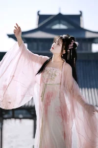 YiTuYu Art Language Vol.6775: Xiao Qi Featured in an Elegant and Artistic Fashion Portrait Series - image 23