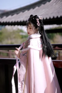 YiTuYu Art Language Vol.6775: Xiao Qi Featured in an Elegant and Artistic Fashion Portrait Series - image 8