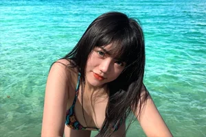 The Radiant Beauty and Fashion Style of the Lam Dong Rising Social Media Star - image 1