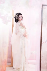 YiTuYu Art Language Vol.5561: Featuring Qi Luo Sheng De Xiao Su Su Artistic Photography - image 21