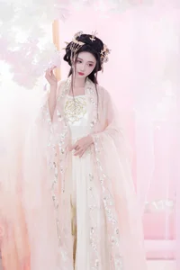 YiTuYu Art Language Vol.5561: Featuring Qi Luo Sheng De Xiao Su Su Artistic Photography - image 25
